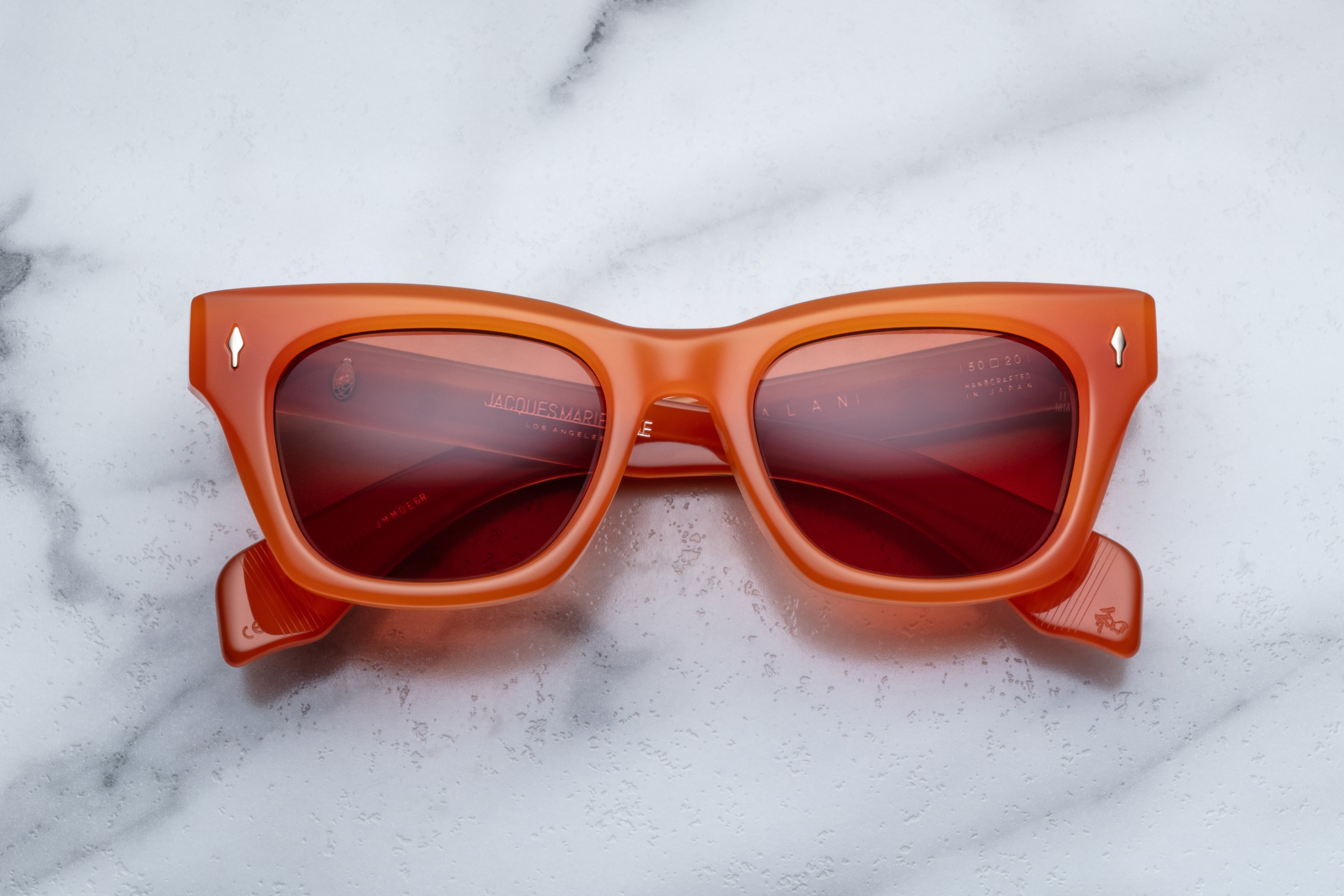 Dealan_Stingray_Front_Cropped_