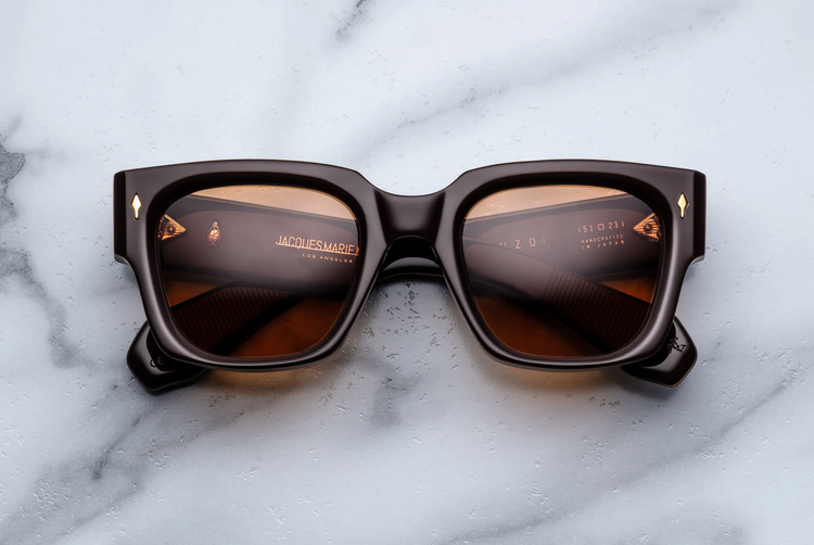 ENZO | WALNUT