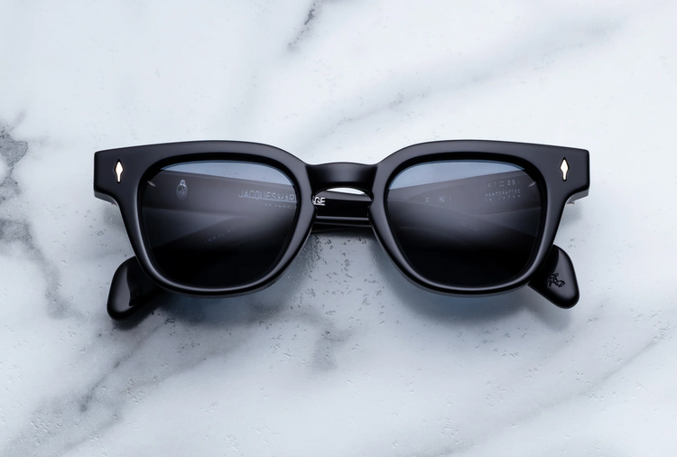 JULIEN | LACQUER