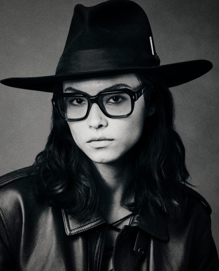 VIVIENNE | WILLOW